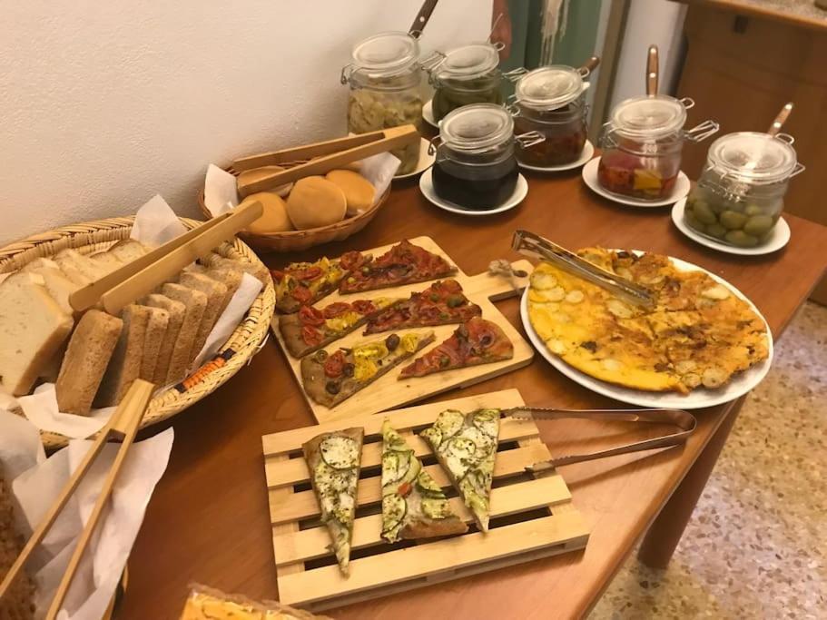 Vegan B&B Meuble Adriana ซีร์มิโอเน ภายนอก รูปภาพ